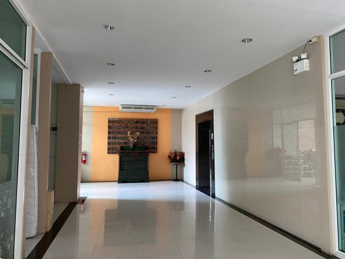 Leenova Place Bangkok Kültér fotó