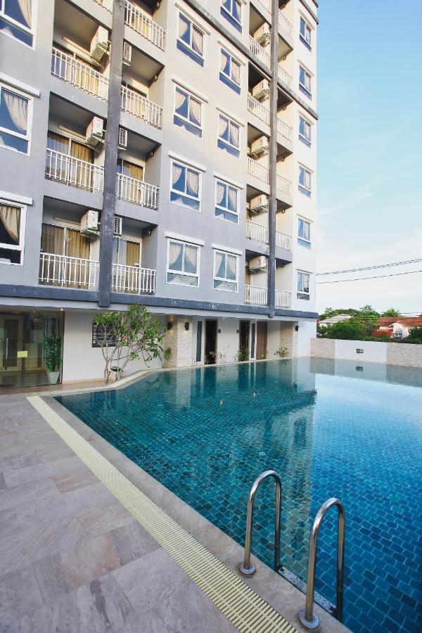 Leenova Place Bangkok Kültér fotó