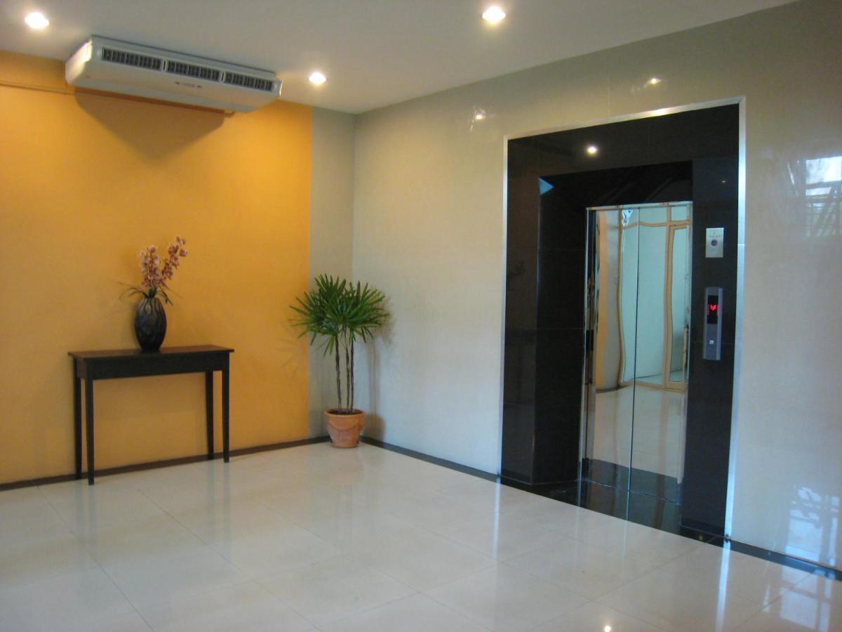 Leenova Place Bangkok Kültér fotó