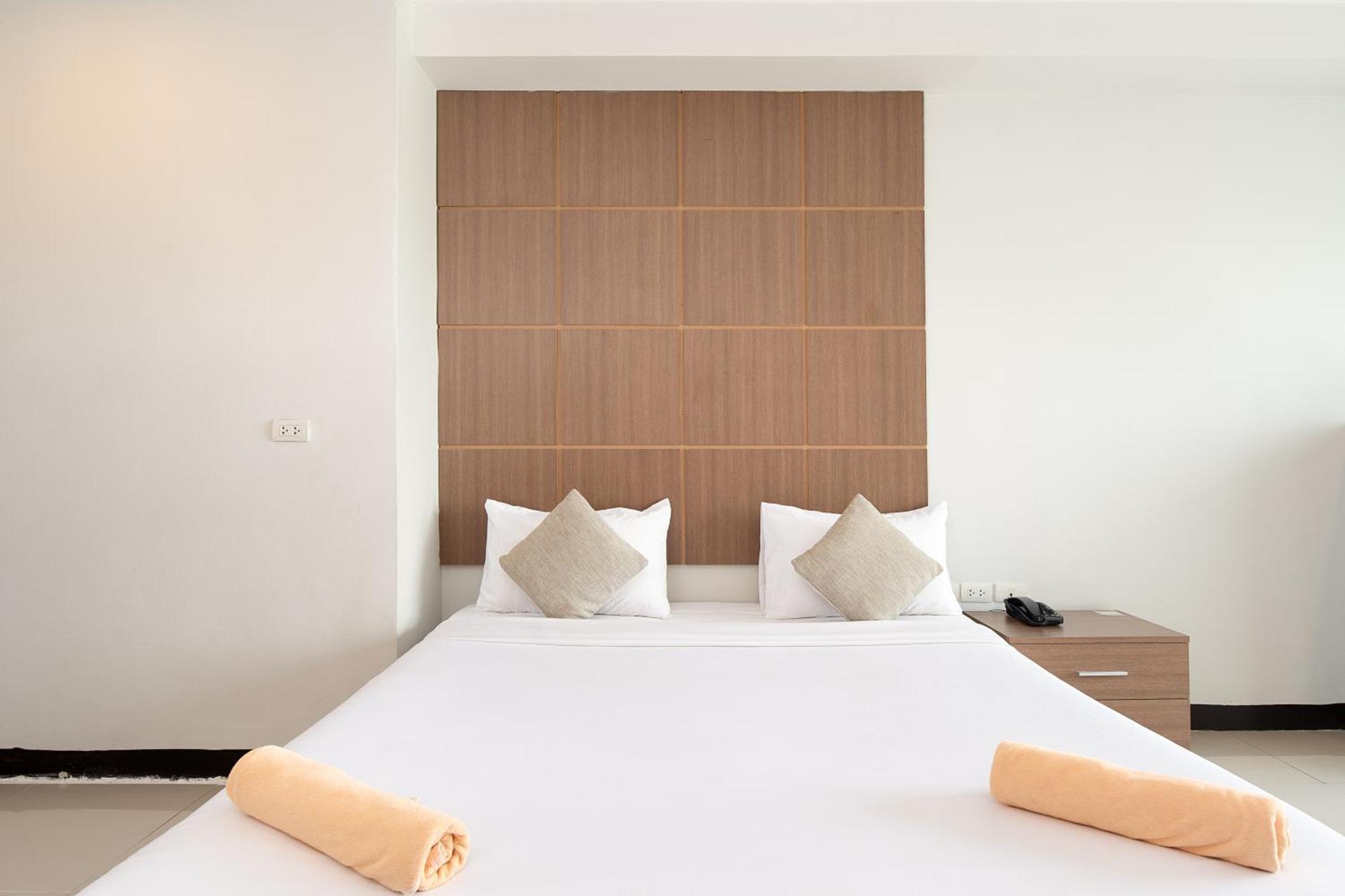 Leenova Place Bangkok Kültér fotó