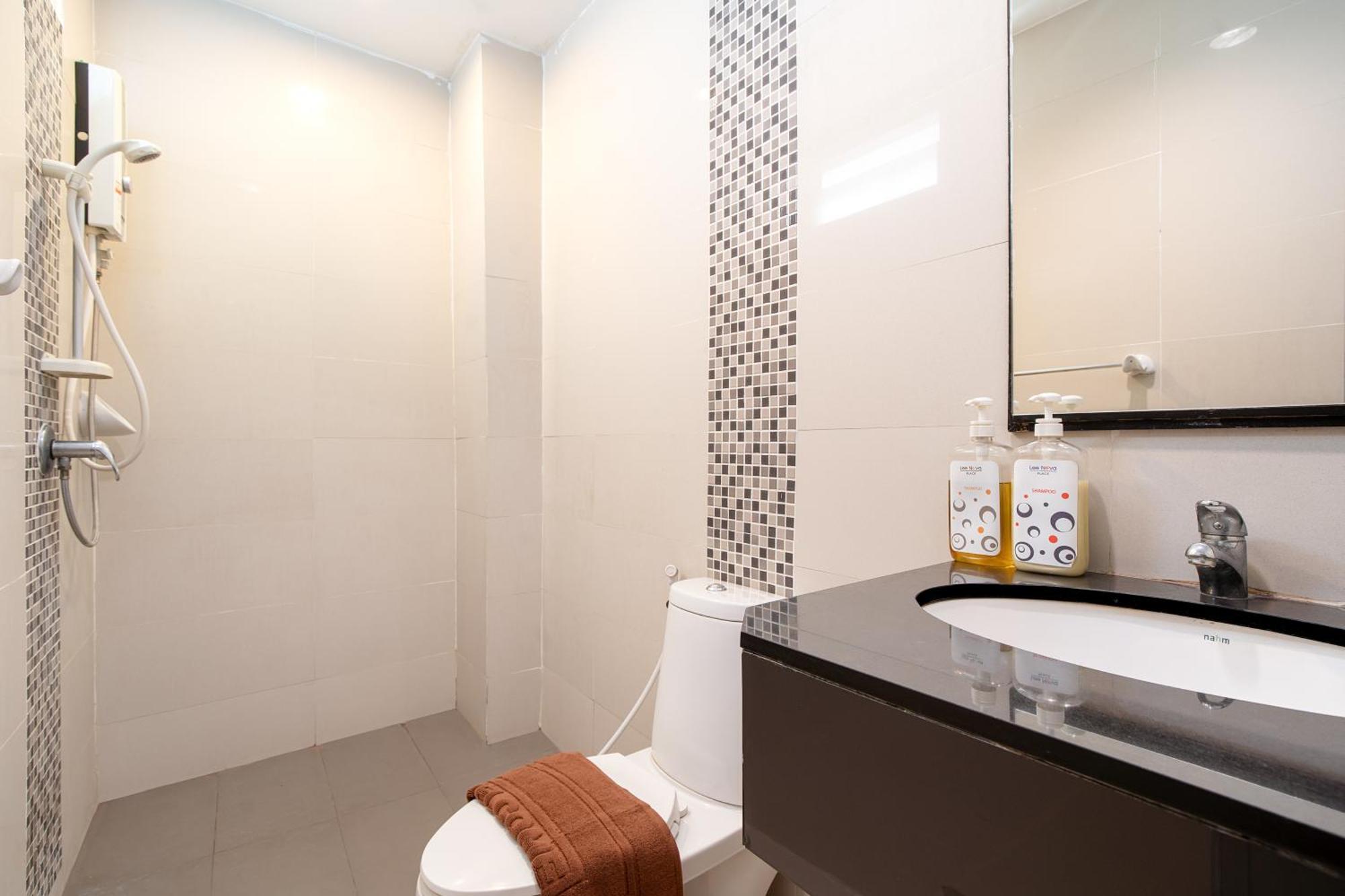 Leenova Place Bangkok Kültér fotó
